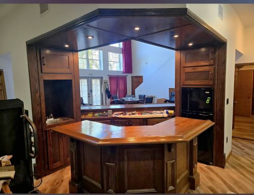 Custom Bar